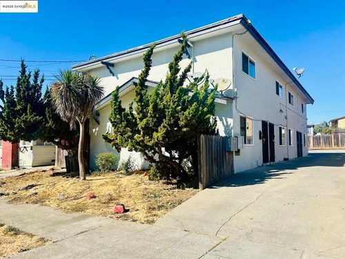 2657 79th Ave, Oakland, CA, 94605-3249 | Card Image