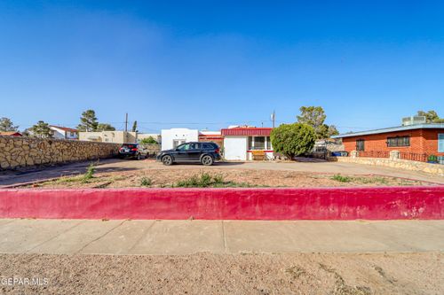 4609-4611 La Luz Ave, El Paso, TX, 79903-3116 | Card Image