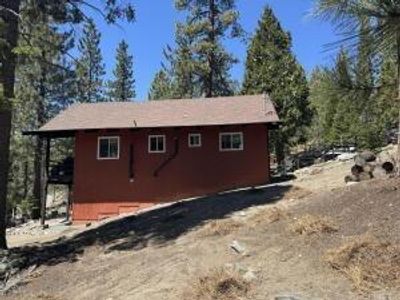 57542 Crest Drive, House other with 2 bedrooms, 0 bathrooms and null parking in Springville CA | Image 3