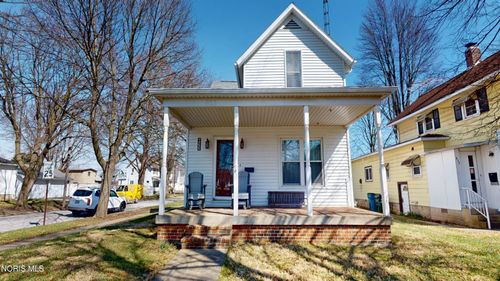 833 Franklin Ave, Fremont, OH, 43420-2005 | Card Image