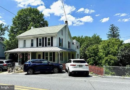 291 N Galen Hall Rd, WERNERSVILLE, PA, 19565-9331 | Card Image