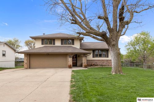 5018 S 53rd Street, Omaha, NE, 68117 | Card Image