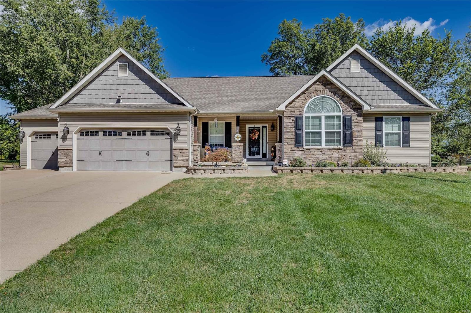 Woodfield Ct, Farmington, MO 63640