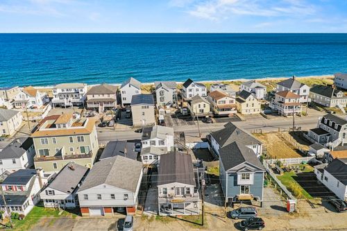 1-78 North End Boulevard, Salisbury, MA, 01952 | Card Image