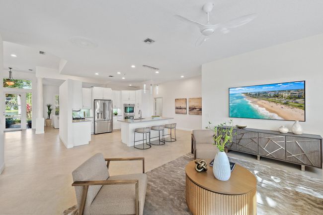 8774 Lakes Blvd, House other with 3 bedrooms, 3 bathrooms and null parking in West Palm Beach FL | Image 29