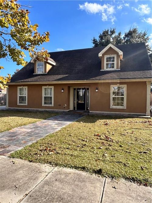 517 Park Blvd, Braithwaite, LA, 70040-1827 | Card Image