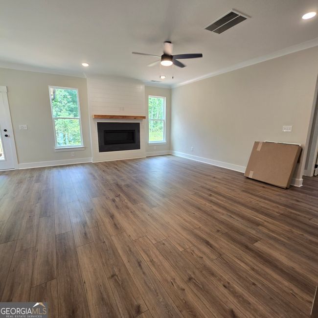 364 Conifer Ln, House other with 5 bedrooms, 3 bathrooms and 2 parking in Ball Ground GA | Image 4