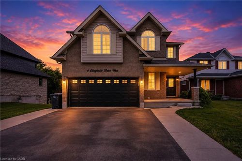 4 Clairfields Dr W, Guelph, ON, N1G5H5 | Card Image