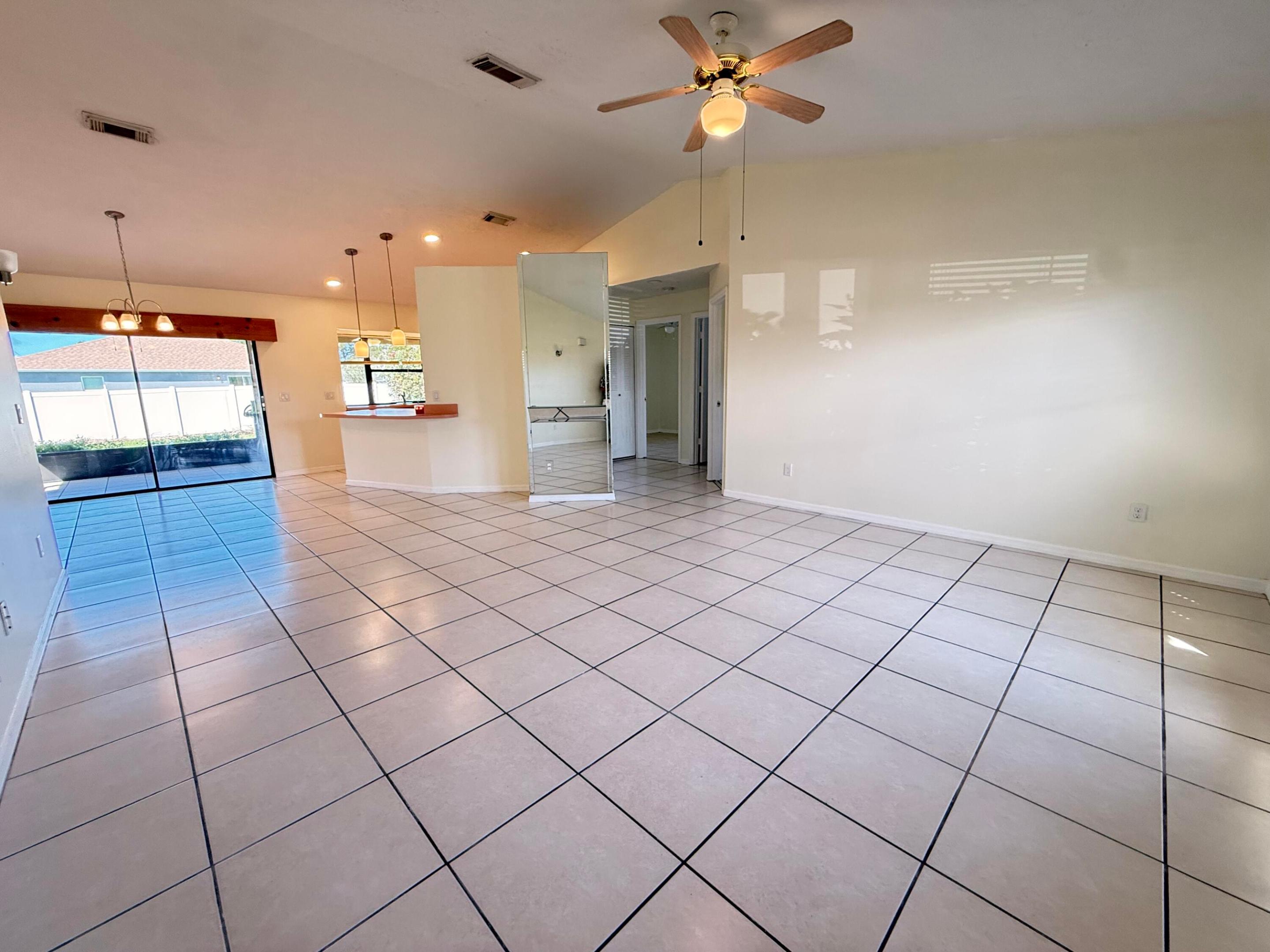 Residential Lease in Port St Lucie 4