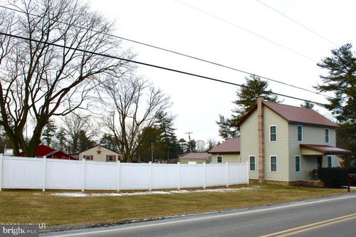 1692 Long Run Road, MILL HALL, PA, 17751 | Card Image