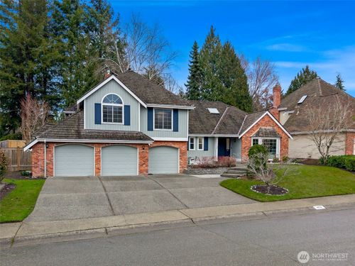 4712 241st Ave Se, Sammamish, WA, 98029-7576 | Card Image