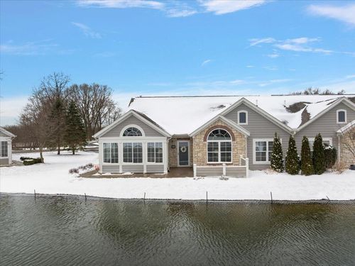 2859 Villa Ln, Benton Harbor, MI, 49022-2476 | Card Image