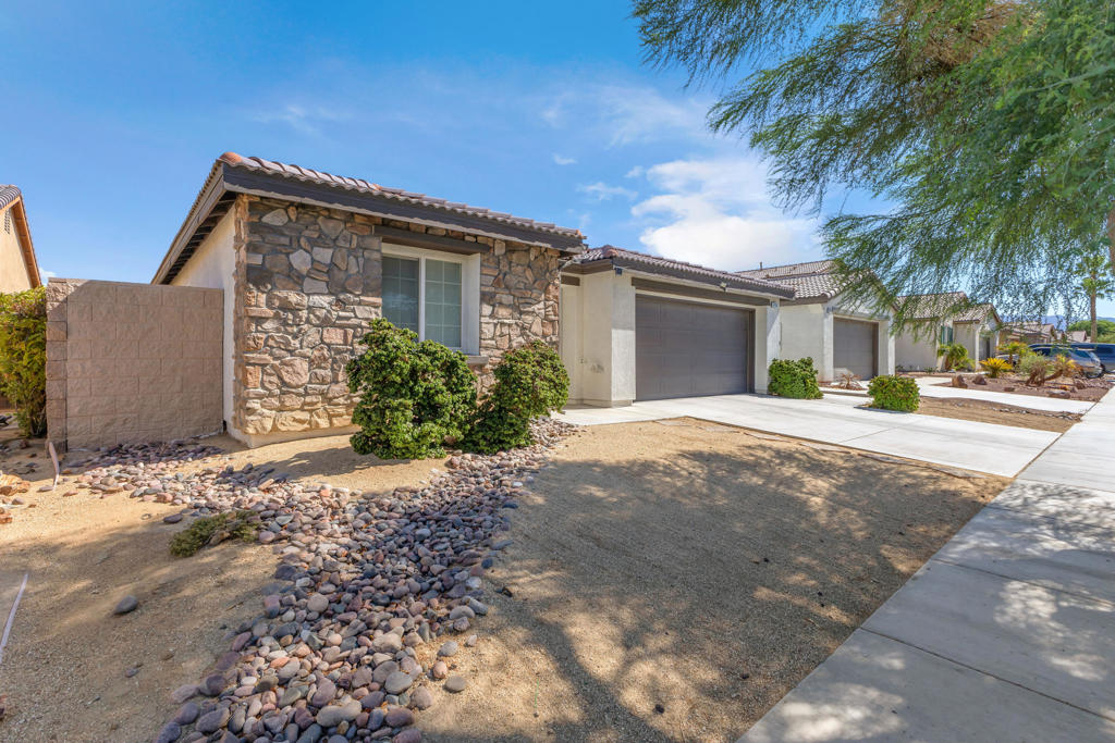 Residential in Indio