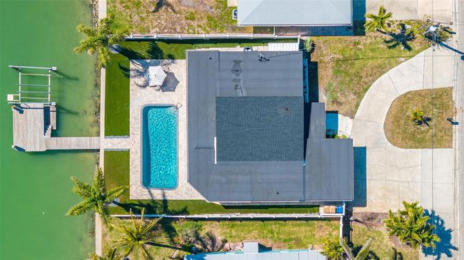 728 Pruitt Dr, House other with 3 bedrooms, 2 bathrooms and null parking in MADEIRA BEACH FL | Image 4