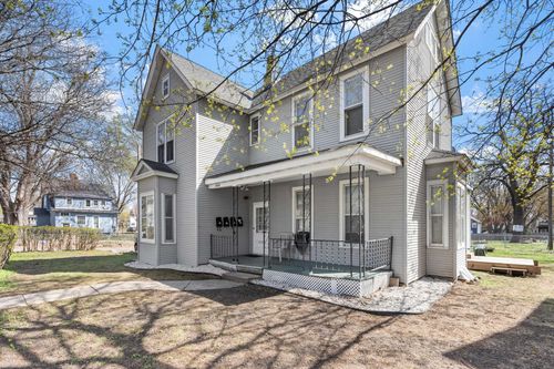 2048 Carroll Ave, Saint Paul, MN, 55104-5166 | Card Image