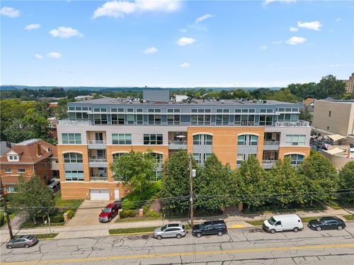 104-5859 Beacon St, Squirrel Hill, PA, 15217-4209 | Card Image