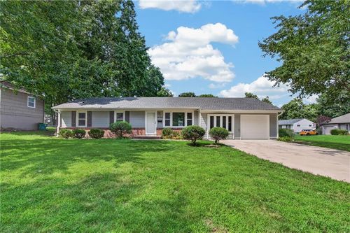 8100 W 92nd Ter, Overland Park, KS, 66212-3116 | Card Image