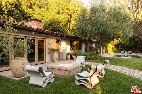 1830 Old Orchard Rd, Los Angeles, CA, 90049-2231 | Card Image