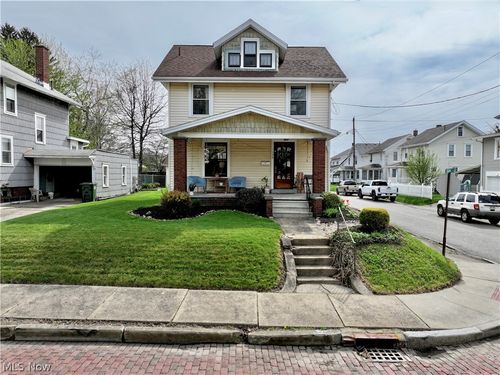 134 Roslyn Ave Nw, Canton, OH, 44708-5647 | Card Image