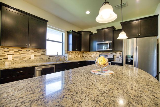 2583 Marton Oak Boulevard, House other with 3 bedrooms, 2 bathrooms and null parking in NORTH PORT FL | Image 15