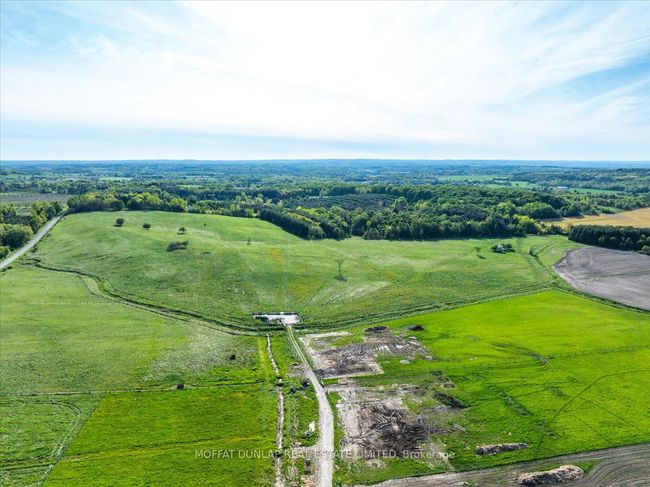 5626-5750 3 Rd Line, Home with 3 bedrooms, 2 bathrooms and 8 parking in Tottenham ON | Image 15