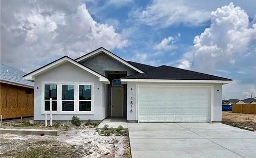 1816 White Ibis Dr, Portland, TX, 78374-1818 | Card Image