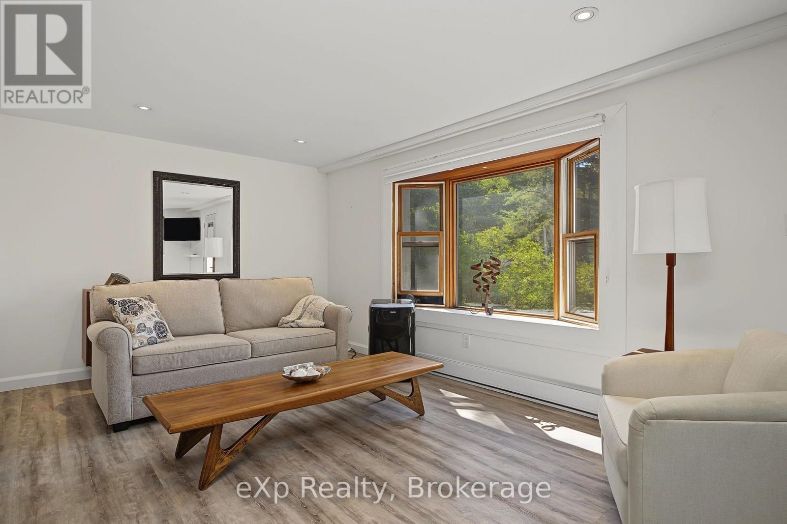 Residential in Carling 5