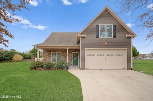 2420 Bray Ct, Winterville, NC, 28590-8047 | Card Image