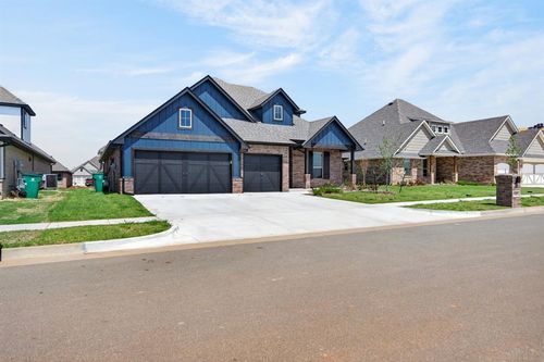 9309 Nw 115th Ter, Yukon, OK, 73099-6171 | Card Image