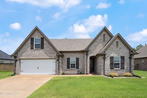3282 Magnolia Bloom Dr, Hernando, MS, 38632-2463 | Card Image