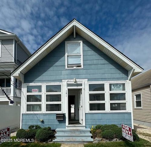 unit-1-191 3rd Ave, Manasquan, NJ, 08736-3335 | Card Image