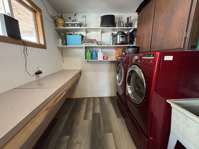main floor laundry.jpg | Image 10