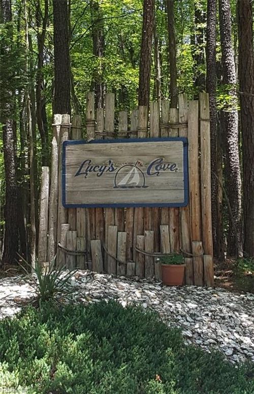 Lot 26 Waterwich Ln, Deltaville, VA, 23043-2268 | Card Image