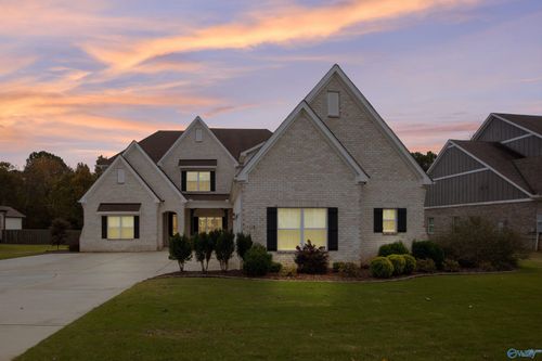 118 Creekmound Dr, Huntsville, AL, 35806-4262 | Card Image