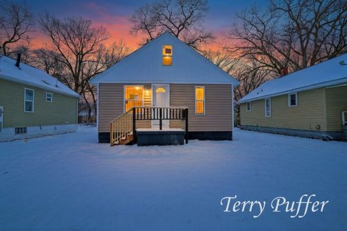 3025 Waalkes St, Muskegon, MI, 49444-2737 | Card Image