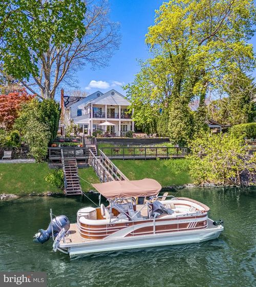 64 N Main St, NEW HOPE, PA, 18938-1342 | Card Image