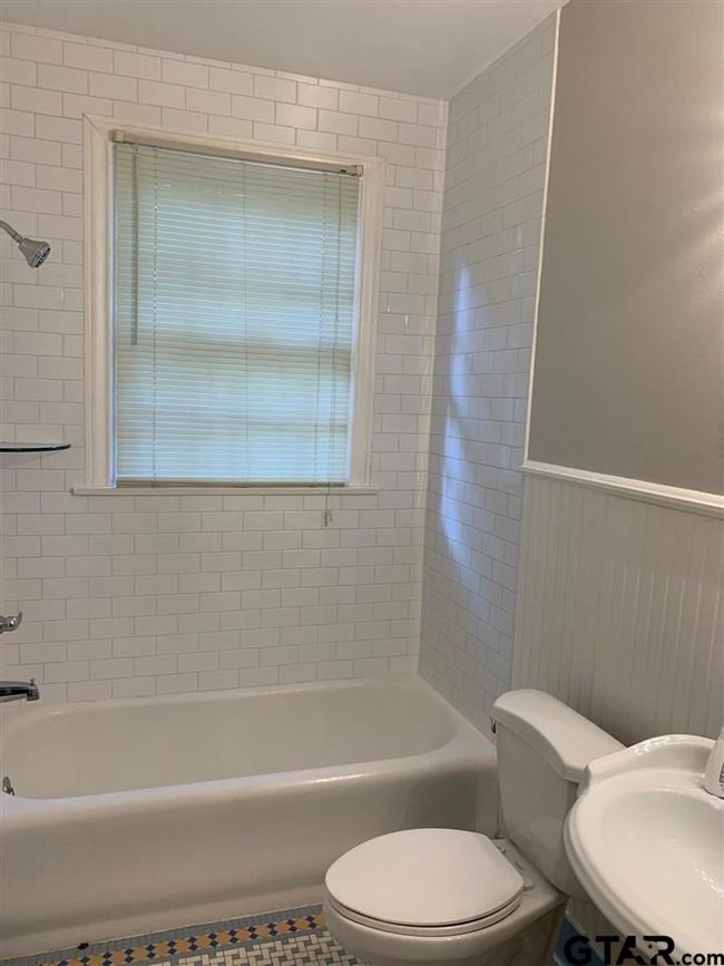 APT-2 - 621 W Houston St, Home with 0 bedrooms, 0 bathrooms and null parking in Tyler TX | Image 39