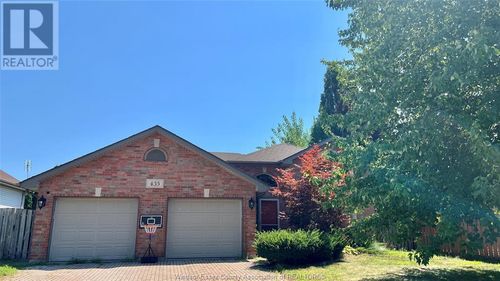 435 Menard Lane, LaSalle, ON, N9J3L1 | Card Image