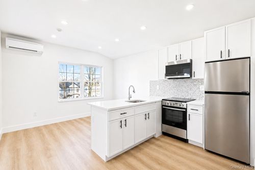 apt-3-9 Lagrange Ave, Poughkeepsie, NY, 12603-2410 | Card Image