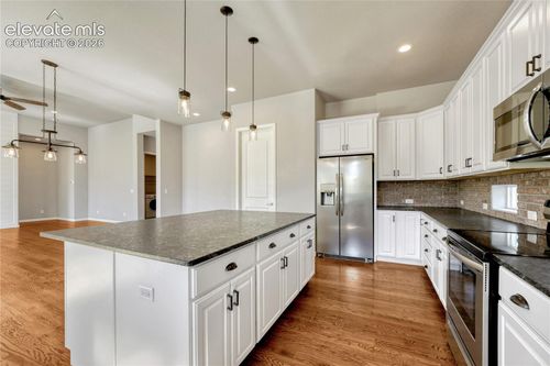 19053 Malmsbury Ct, Monument, CO, 80132-8622 | Card Image