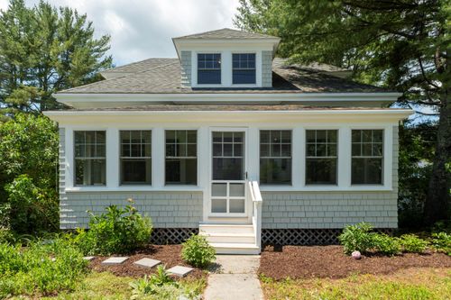 292 Main St, Southwest Harbor, ME, 04679-4240 | Card Image