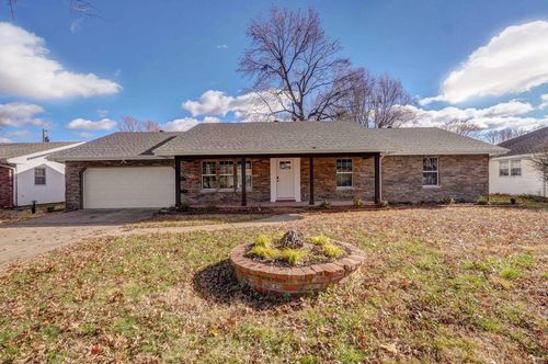1960 E Meadow Dr, Springfield, MO, 65804-4447 | Card Image