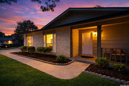 5819 Pineway St, San Antonio, TX, 78247-1436 | Card Image