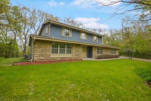 W307N7172 Club Ct, Hartland, WI, 53029-9768 | Card Image
