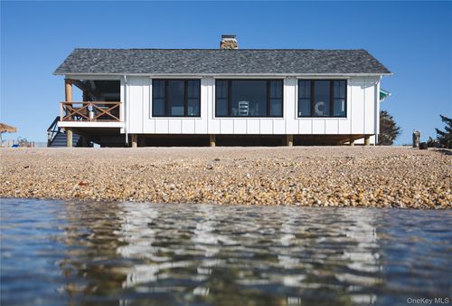 610 Park Ave, Southold, NY, 11971-5200 | Card Image