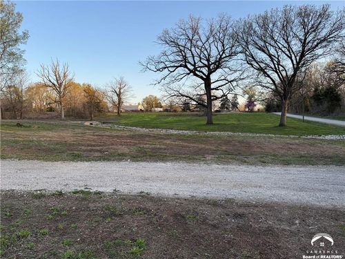 14781 Evening Star Rd, Eudora, KS, 66025-8331 | Card Image