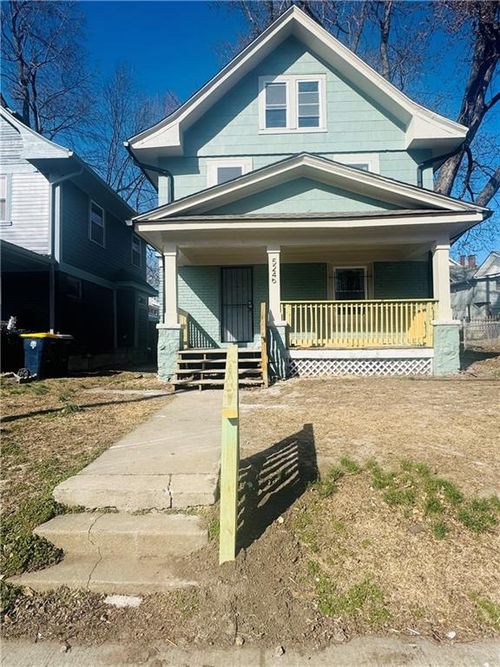 5246 Lyon Ave, Kansas City, MO, 64123-1435 | Card Image