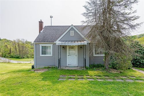 209 Maple St, Rillton, PA, 15678-2715 | Card Image