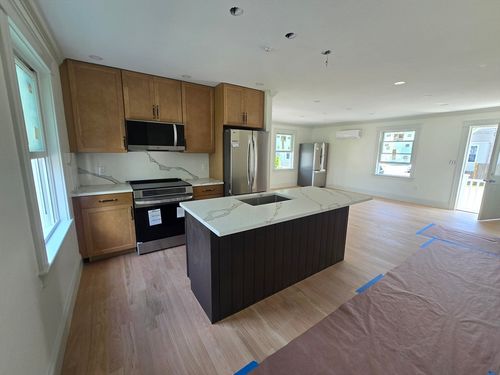 apt-1-9 Swan St, Beverly, MA, 01915-3792 | Card Image