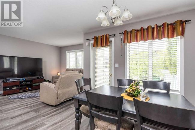 7 - 4501 39 St, Townhouse with 3 bedrooms, 3 bathrooms and 4 parking in Lloydminster SK | Image 10